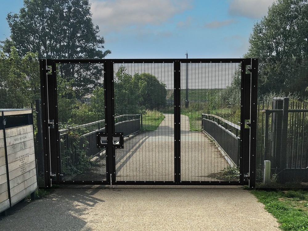 358 Mesh Double Swing Gates